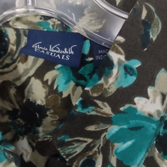 Gloria Vanderbilt Floral Short Sleeve Blouse - Picture 4 of 5